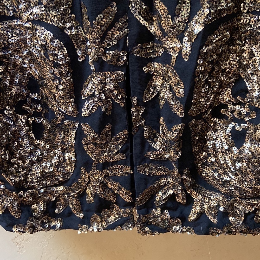 Sz 4 Nicole Miller Collection Black & Gold Sequin Lined Sheath Dress Rear Zip - Picture 9 of 9